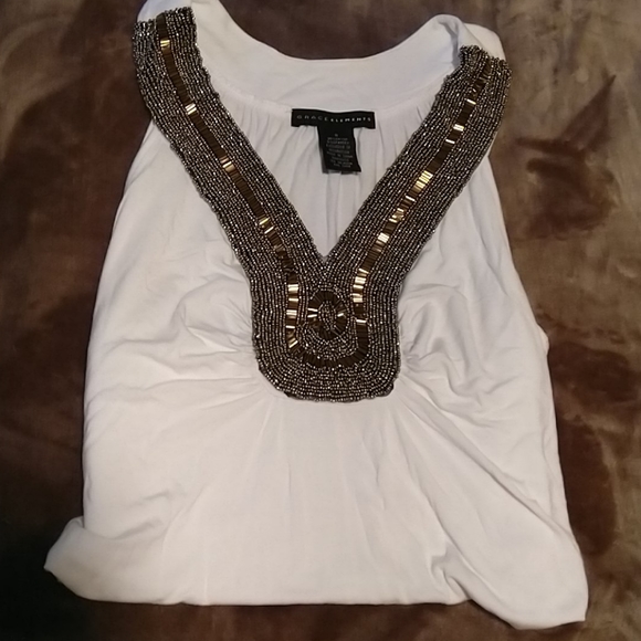 Top - Picture 2 of 2